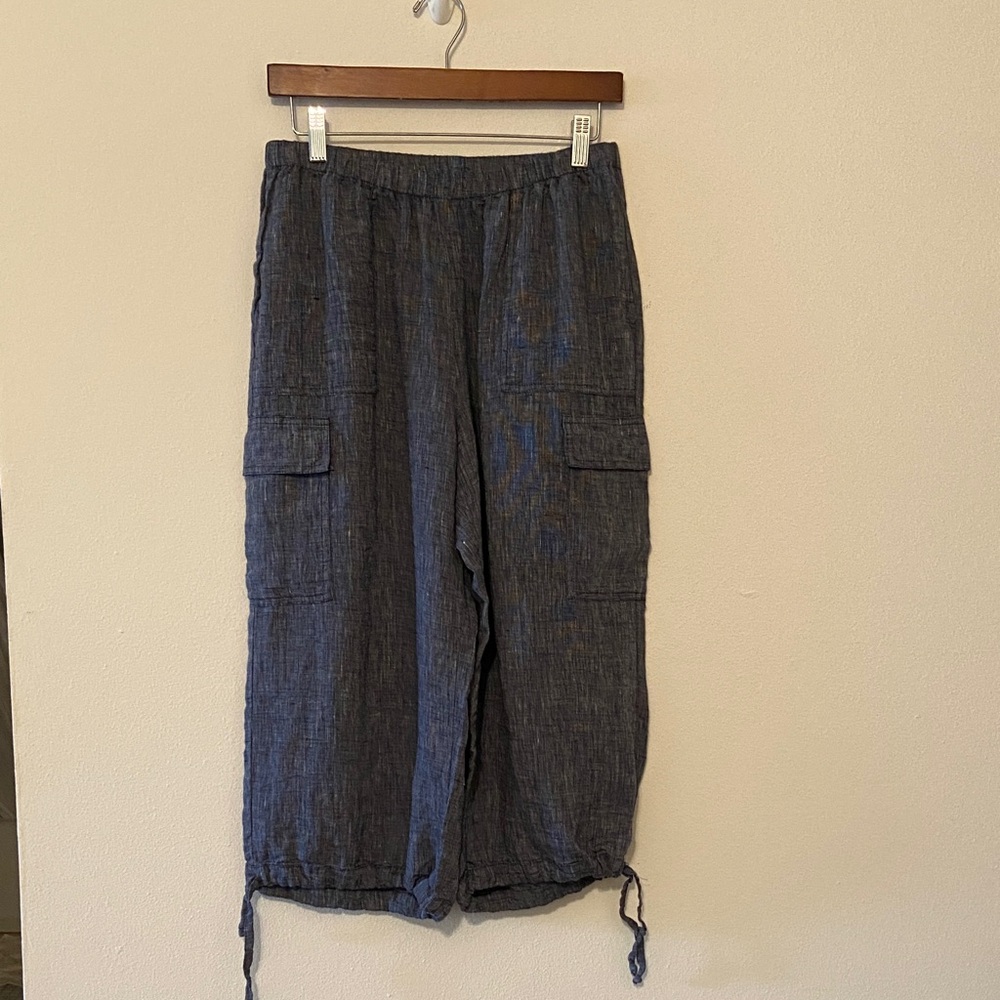 New Flax Women's Blue Cargo Capris, Size small